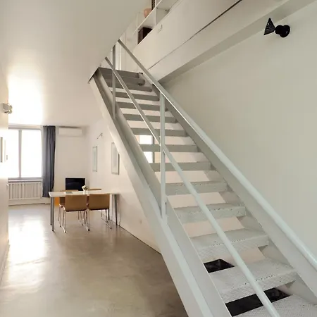 Loft Sant Ambrogio With Terrance * Milano