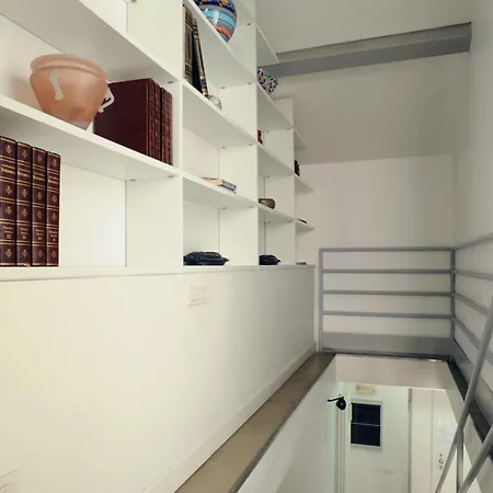 Loft Sant Ambrogio With Terrance Appartement